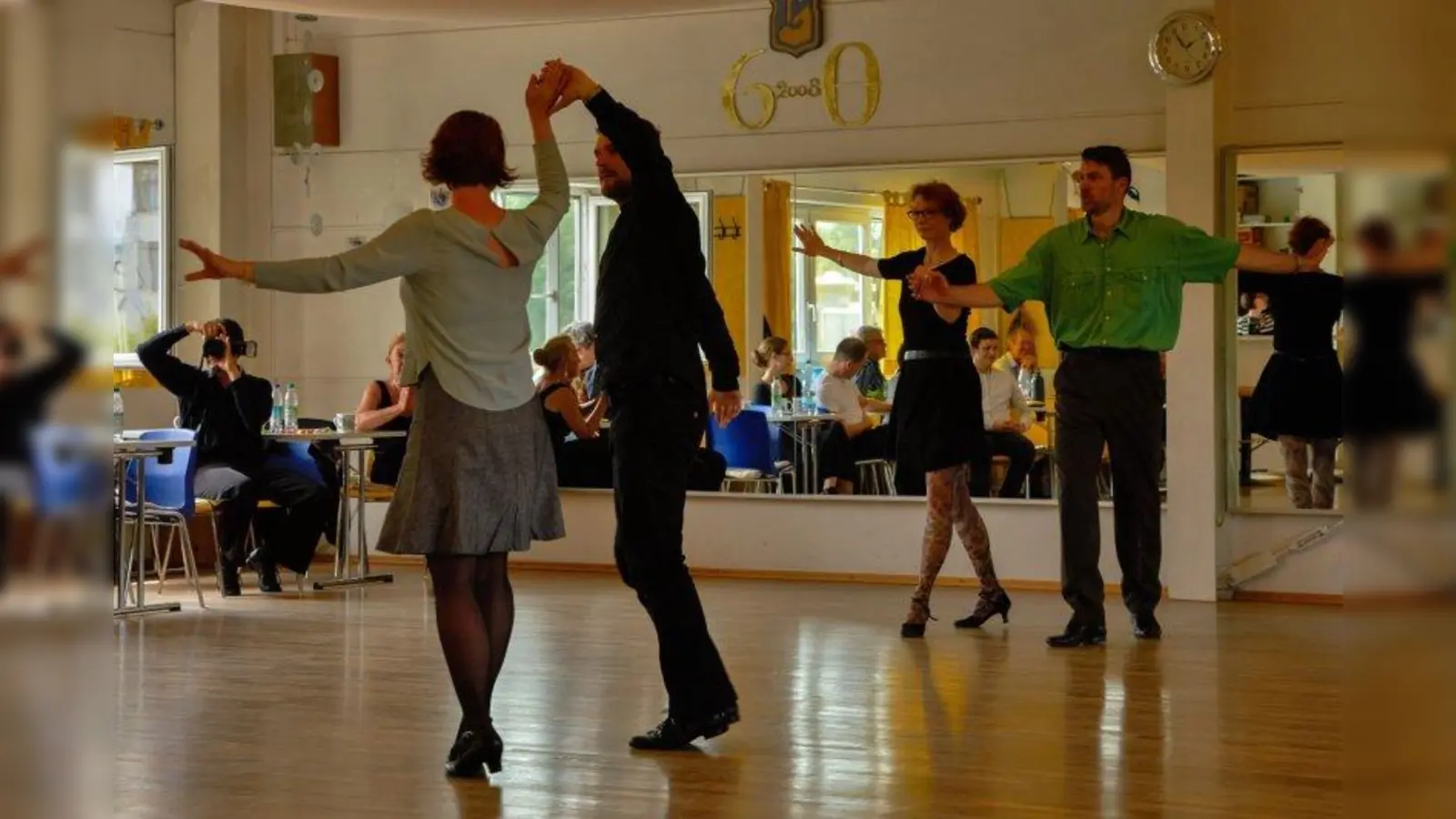 Am Tag der offenen Tür haben Interessierte Gelegenheit, die Tanzsportabteilung des ESV München kennenzulernen. (Foto: Robert Macketanz)