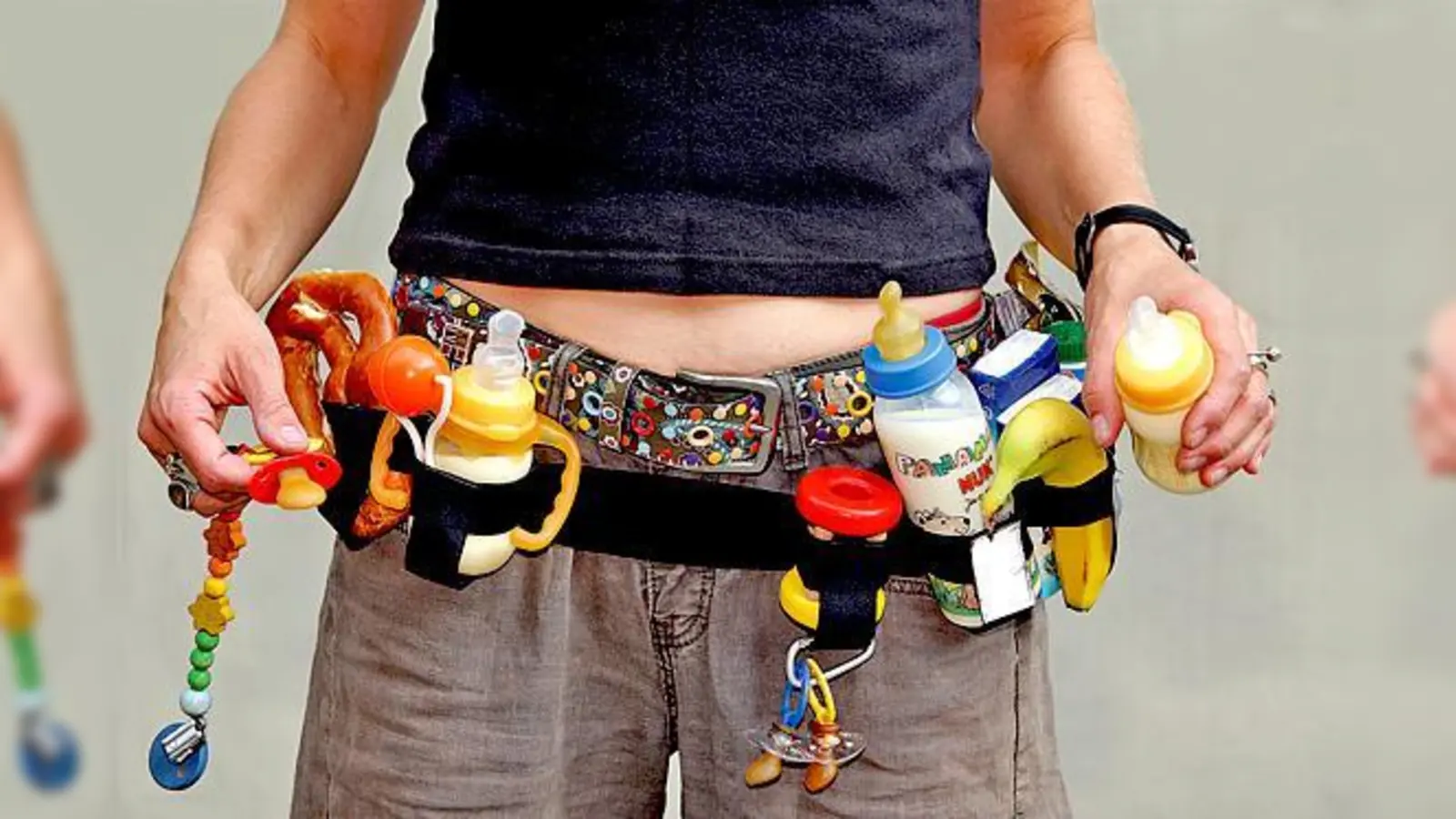 Supermama Clara Loft auf der Suche nach einem  hilfreichen Medipack.	 (Foto: VA)