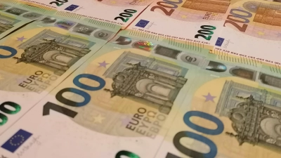 Um jede Menge Geld geht es in dem neuen Stück der Volksbühne Neubiberg-Ottobrunn. (Foto: job)