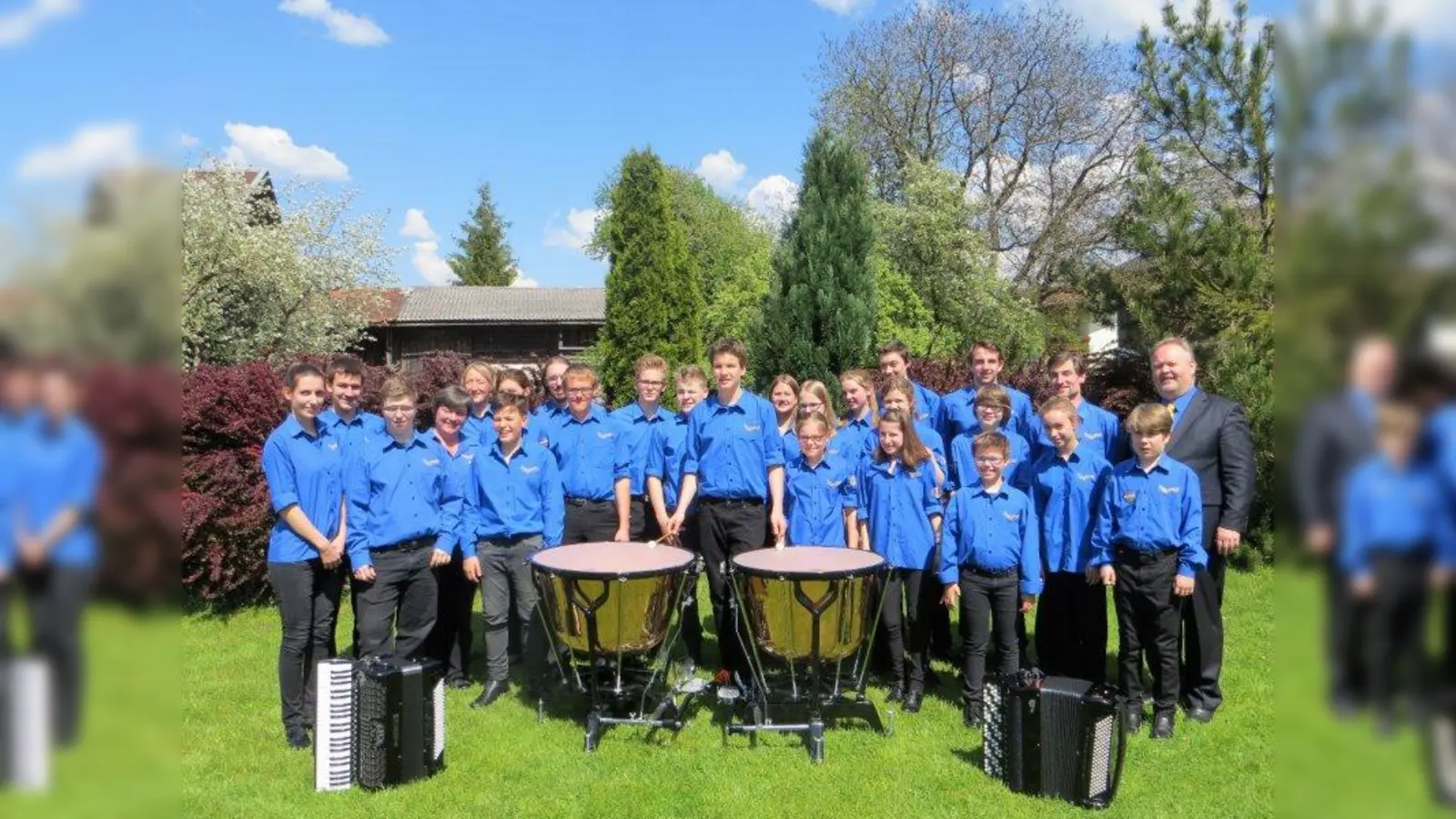 Die FUNTASTEN: Am Samstag, 21. Juli, um 16.00 Uhr nehmen sie den Planegger Marktplatz, mit ihren Akkordeons, auf eine Reise durch die Welt der Klassik und des Pop bis in die Filmmusik, mit. (Foto: Funtasten)