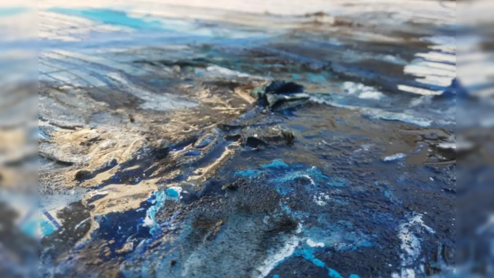 Kunst, die transparent erlebbar wird, zeigt das selbstorganisierte Kunstkollektiv von Studierenden des Instituts für Kunstpädagogik der LMU.  (Foto: privat)