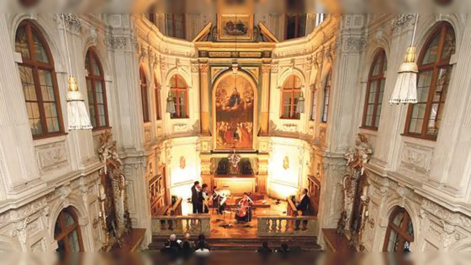 In der historischen Hofkapelle sind Klassik-Konzerte ein besonderes Erlebnis.                  (Foto: Bavaria Klassik)