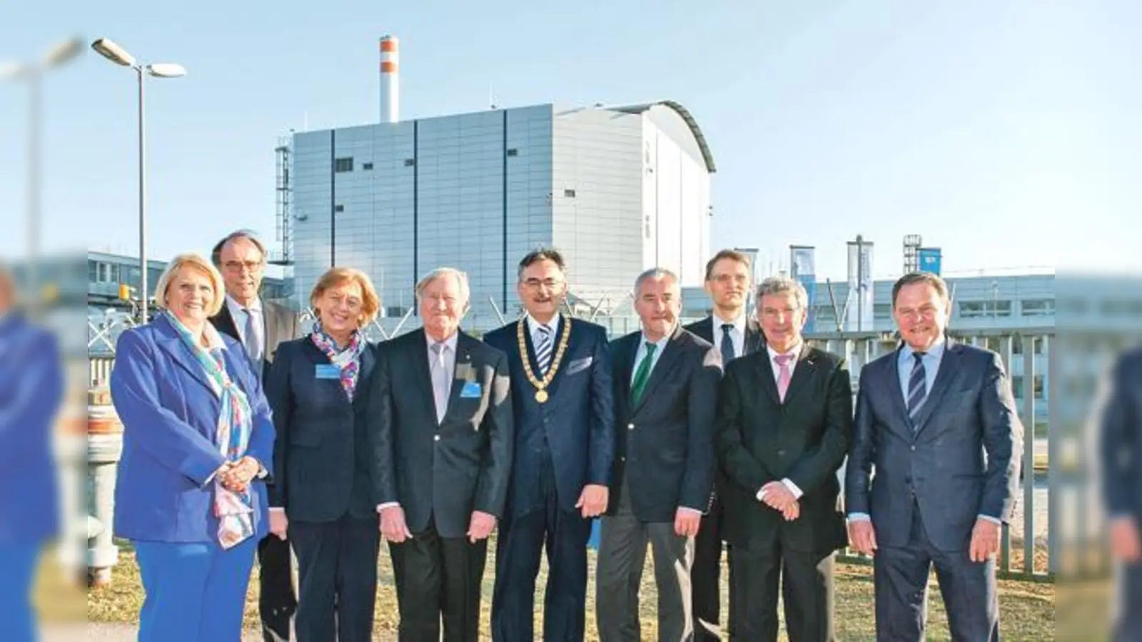 Hochkarätige Gäste ließen den Forschungsreaktor hochleben. 	 (Foto: U. Benz/TU)