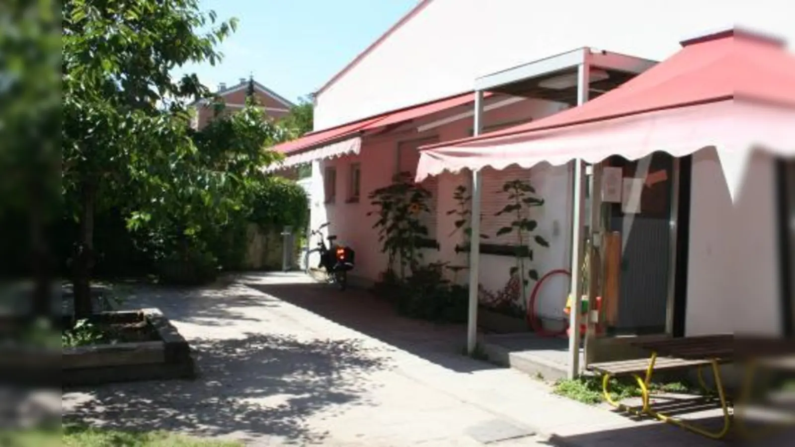 In die Saherrstraße 60 wird zum Schuljahresbeginn eine neue Hortgruppe für Kinder der Grundschule an der Camerloherstraße eröffnet werden. (Foto: tg)