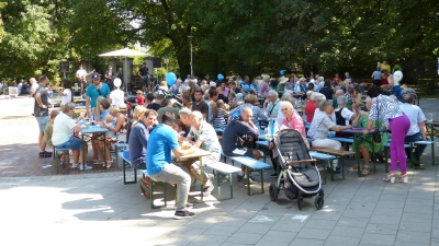 Am 13. September feiern die Berg am Laimer wieder ihr Stadtviertelfest am Grünen Markt, im Behrpark und an weiteren Orten im Viertel. (Foto: Mathias Brandstätter)