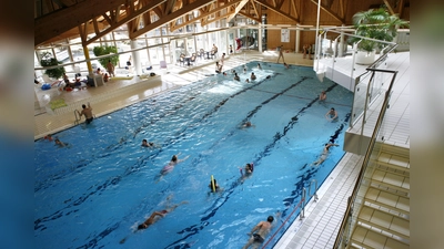 Für das Batusa gab es jetzt nicht nur einen Anschluss an die Geothermie, sondern bald auch noch eine Photovoltaikanlage auf dem Dach.  (Foto: Gemeinde Holzkirchen)