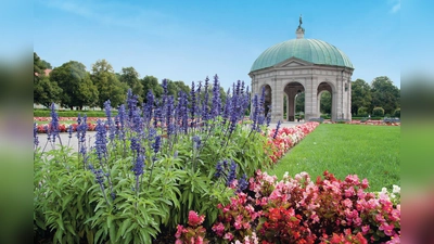 Die Residenz ist nicht nur innen schön. Das Drumherum wird bei einer Führung am 8. August erklärt.  (Foto: Bayerische Schlösserverwaltung, Veronika Freudling)