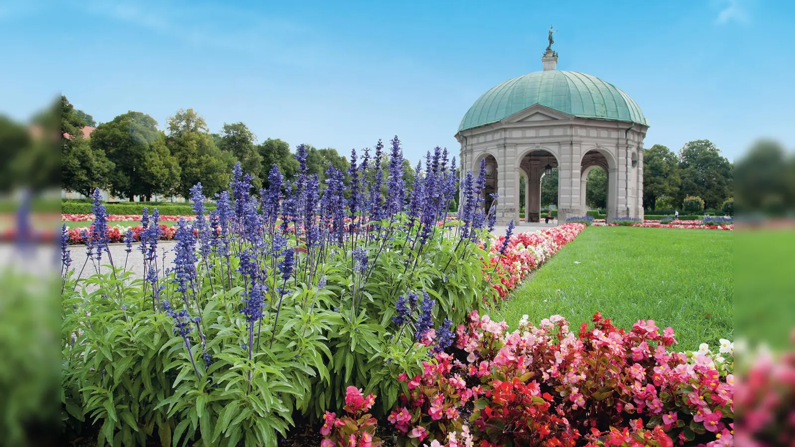 Die Residenz ist nicht nur innen schön. Das grüne Drumherum zeigt eine Führung am Samstag.  (Foto: © Bayerische Schlösserverwaltung, Vroni Freudling)