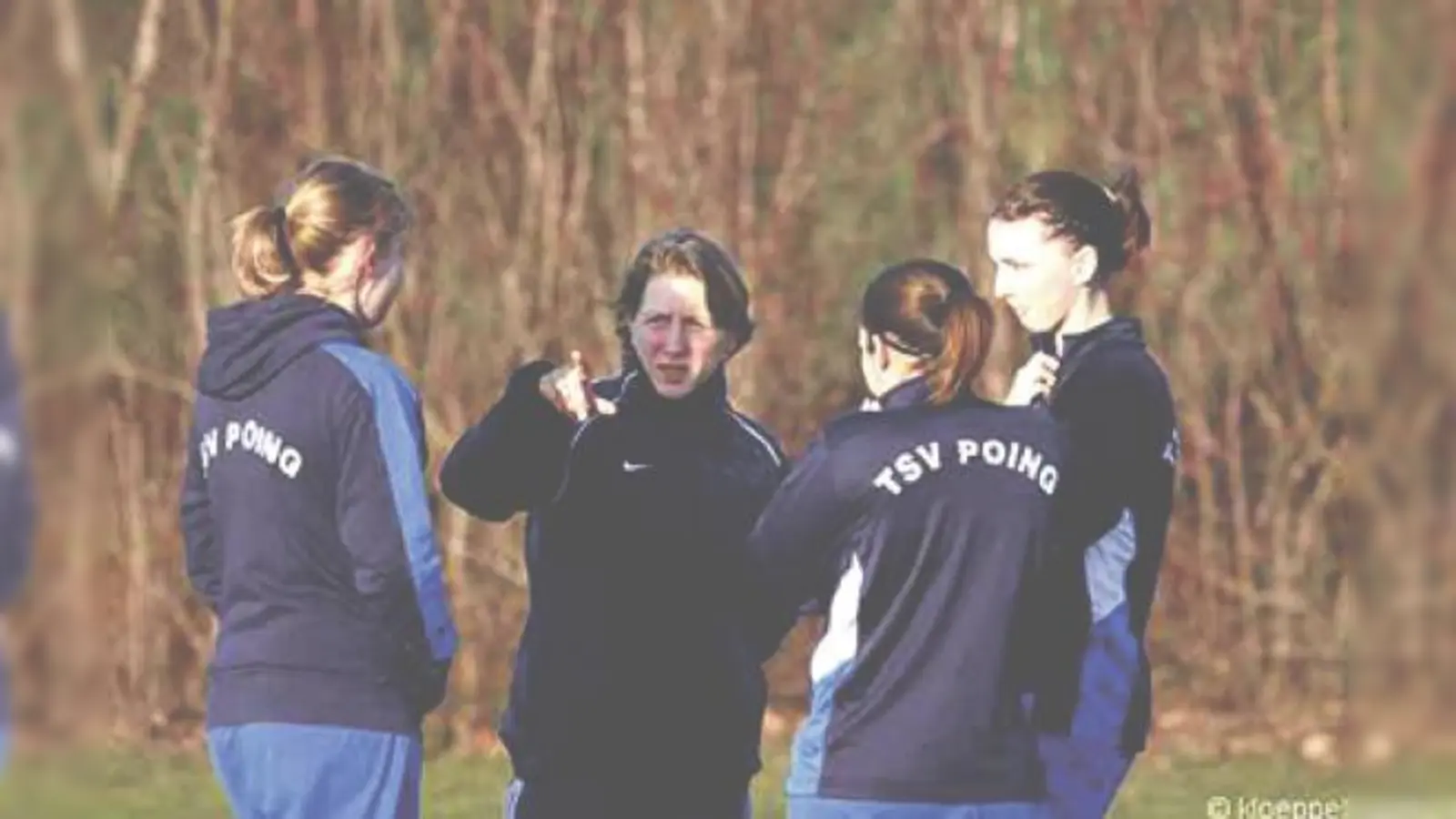 Die Fußballerfrauen freuen sich schon auf die neue Trainerin oder den neuen Trainer.	 (Foto: TSV Poing)