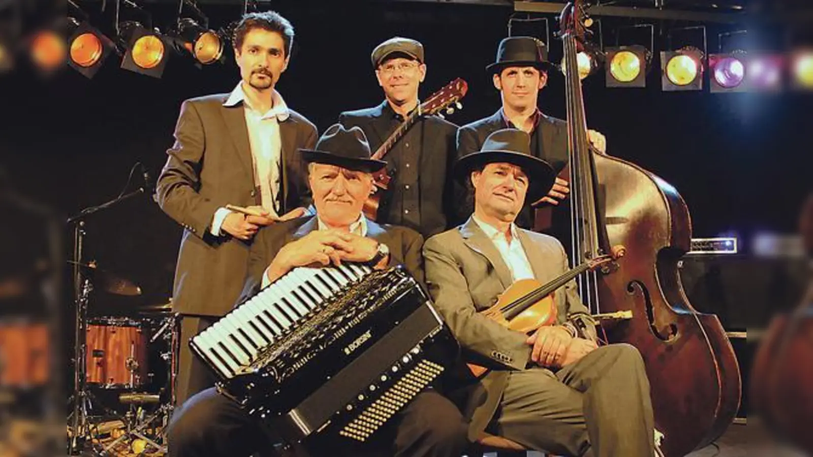 Radio Europa spielt im Bürgersaal beim Forstner Weltmusik und freut sich auf viele Besucher.	 (Foto: VA)