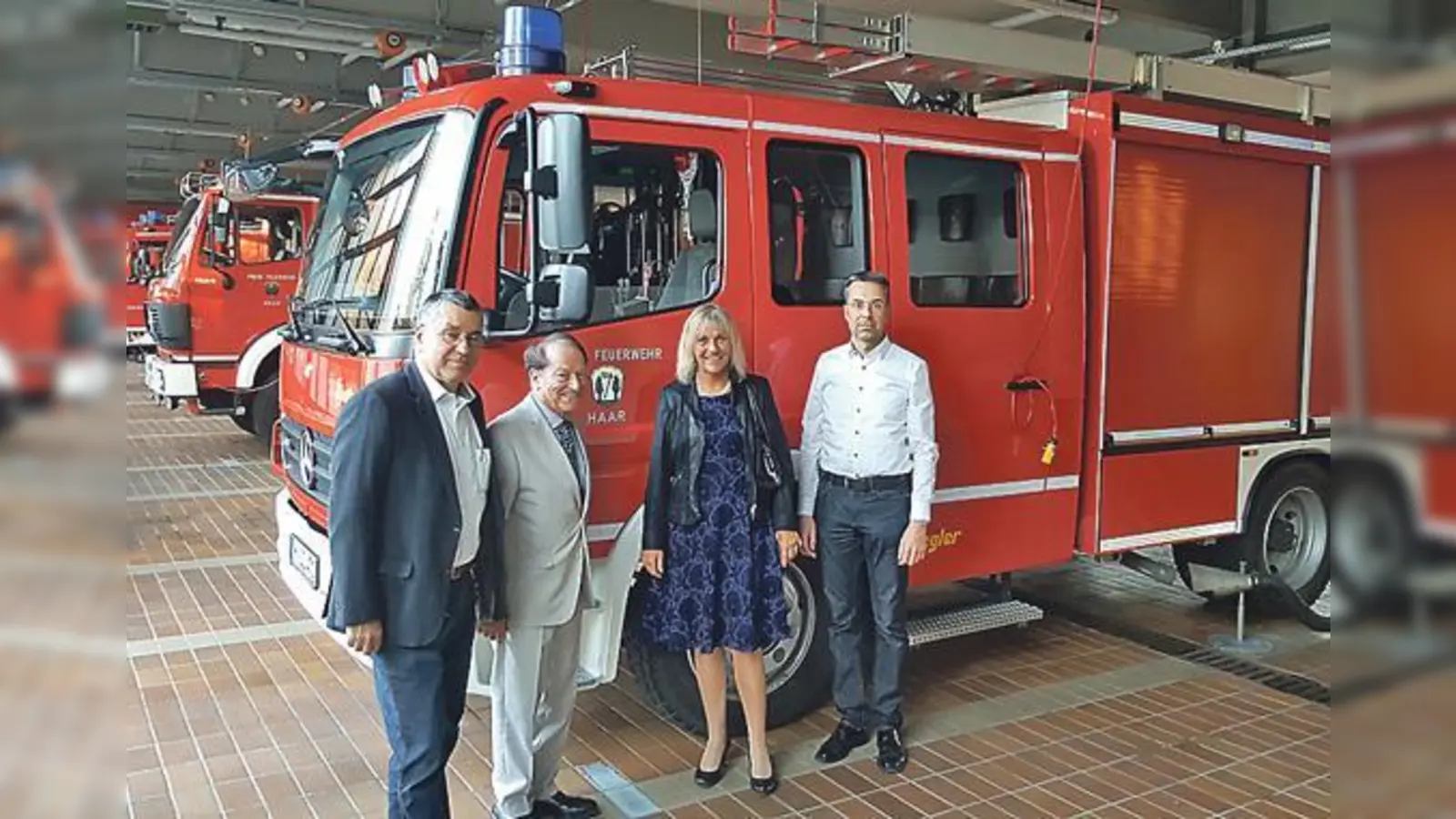 1. Vorsitzender der FFW Haar Ludwig Kaltenberger, MdL Prof. Peter Paul Gantzer, 1. Bürgermeisterin Gabriele Müller und Kommandant Thomas Schwinghammer (v.l.). 	 (Foto: oh)