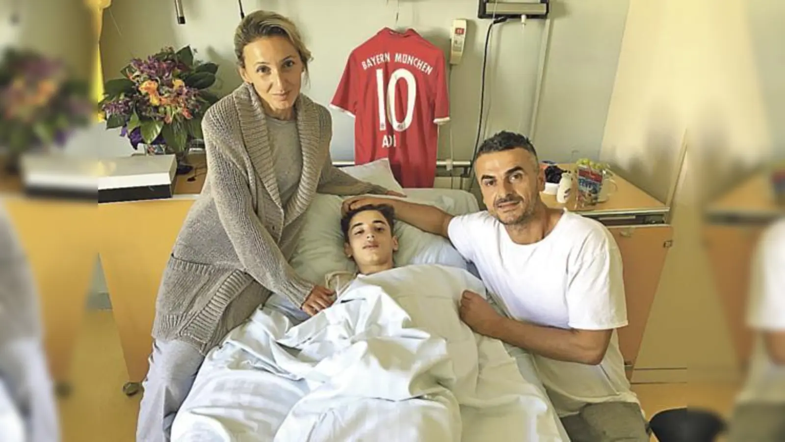 Die SaniPlus-Apotheke im OEZ sammelt Spenden für den verletzten Benet. Seine Eltern danken allen Spendern herzlich für ihre Hilfe.	 (Foto: VA)