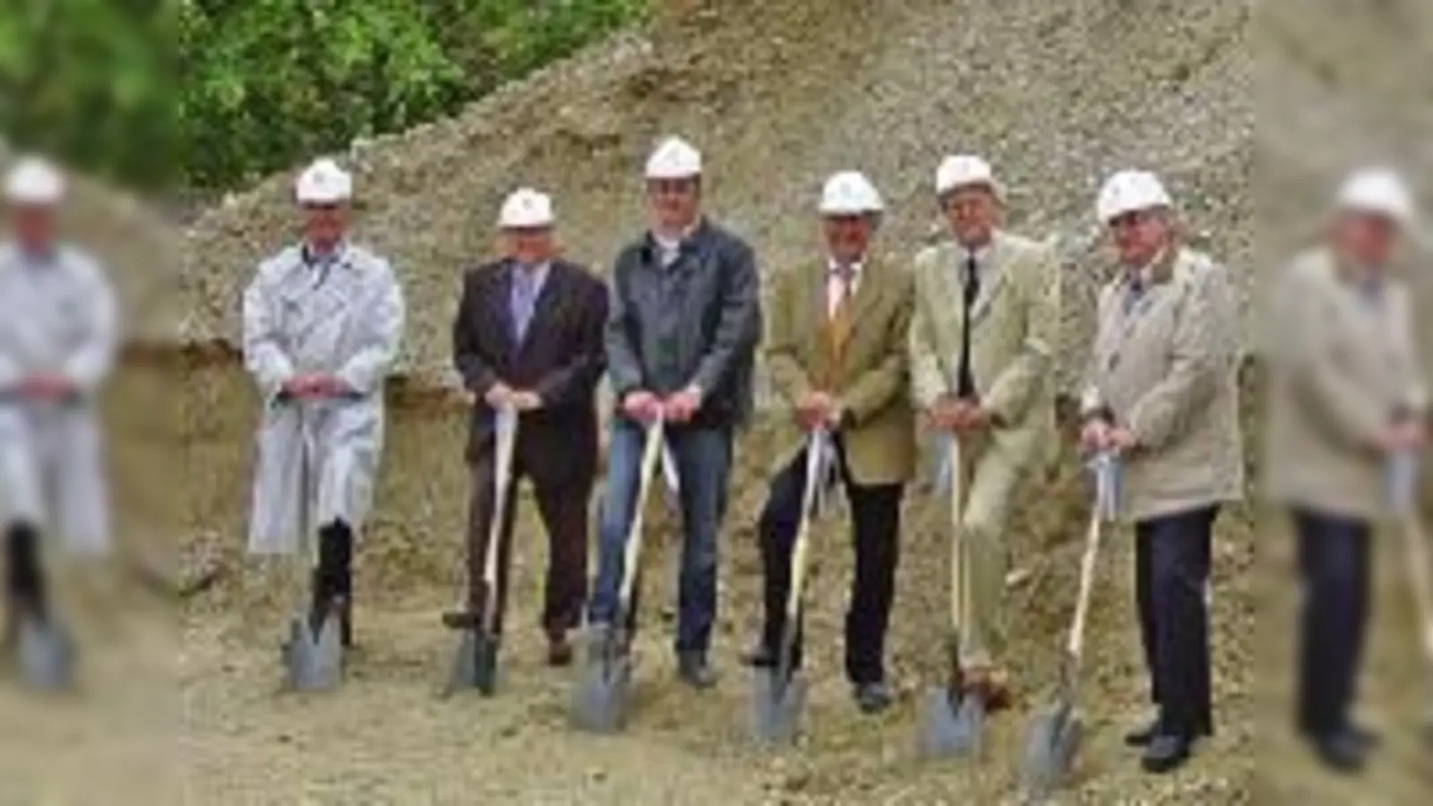 Spatenstich für den zweiten Bauabschnitt der Pflegeeinrichtung an der Hofäckerallee.	  (Foto: VA)