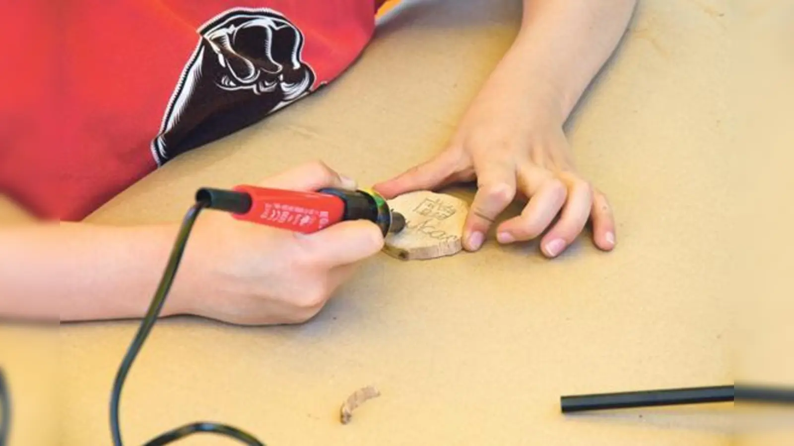 Einen Holzanhänger haben die Kinder letzten Jahr gebastelt, auch heuer können sie freudig mitwerkeln. 	 (Foto: VA)