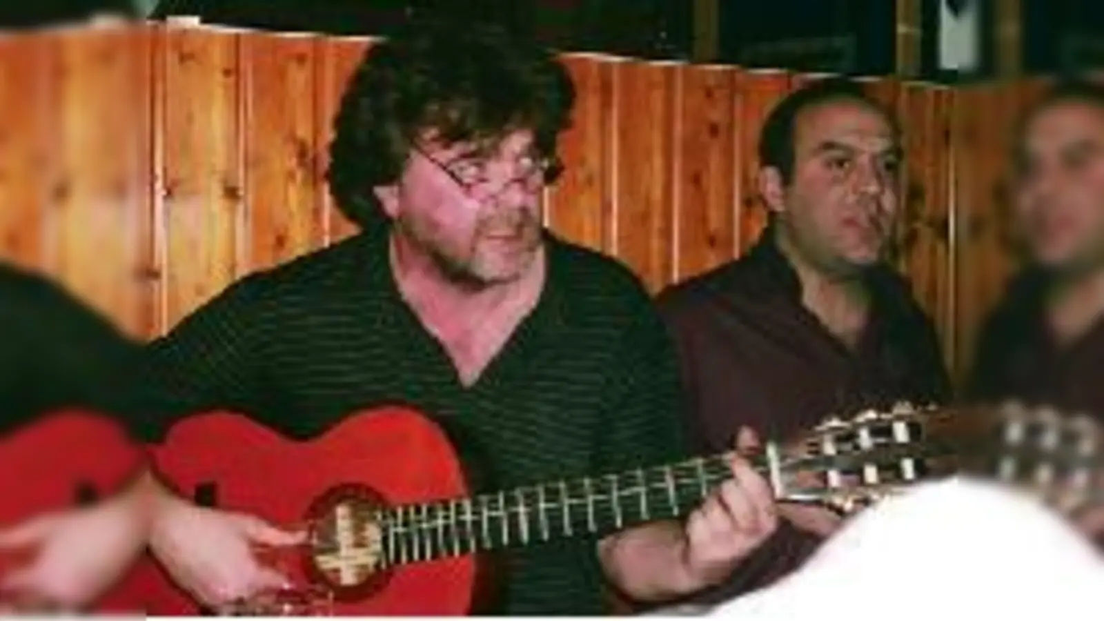 Nikos und Michael spielen den griechischen Blues: Rembetiko. 	 (Foto: VA)