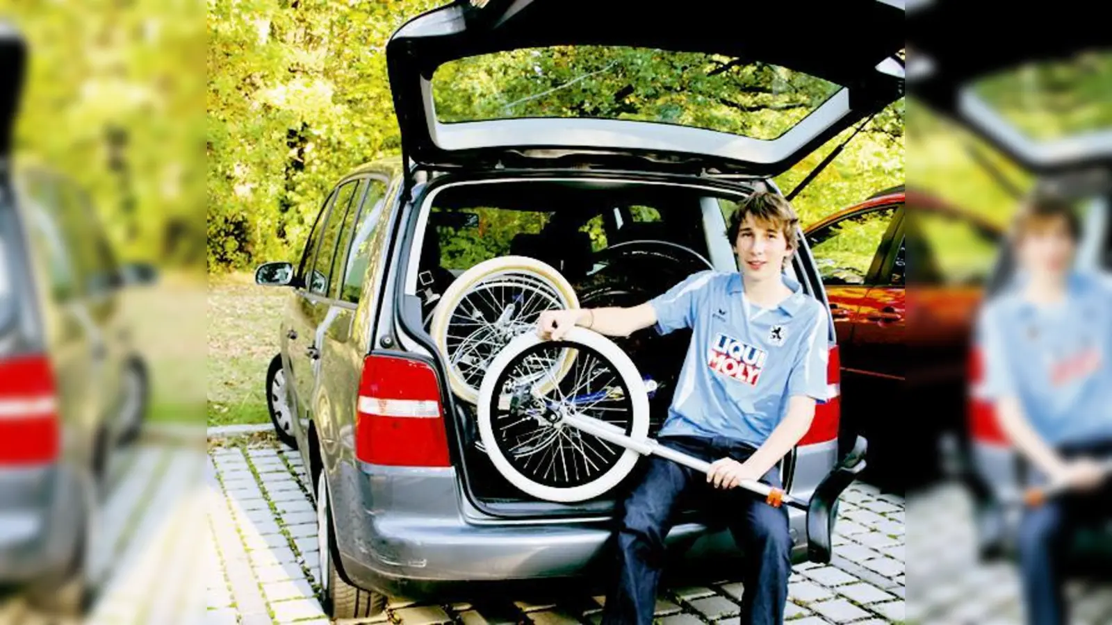 Bevor meisterlich gefahren wird, heißt es das Auto meisterlich einzuräumen. (Foto: Woschée)