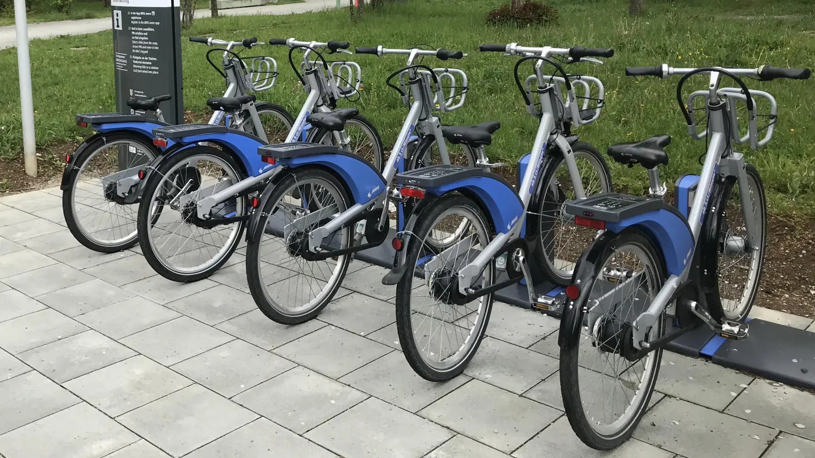 Ob mit dem eigenen Fahrrad oder einem MVG-Bike, die beschriebenen Fahrradtouren sorgen sicherlich für viel Spaß bei den Teilnehmern. (Foto: hw)