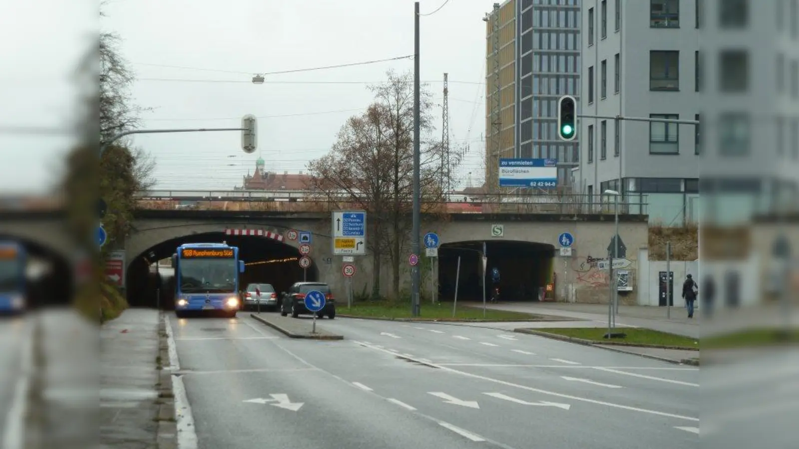 Der Bezirksausschuss Neuhausen-Nymphenburg (BA 9) fordert, dass der S-Bahnhof während und nach der Baumaßnahme barrierefrei zu erreichen ist. (Foto: sb)