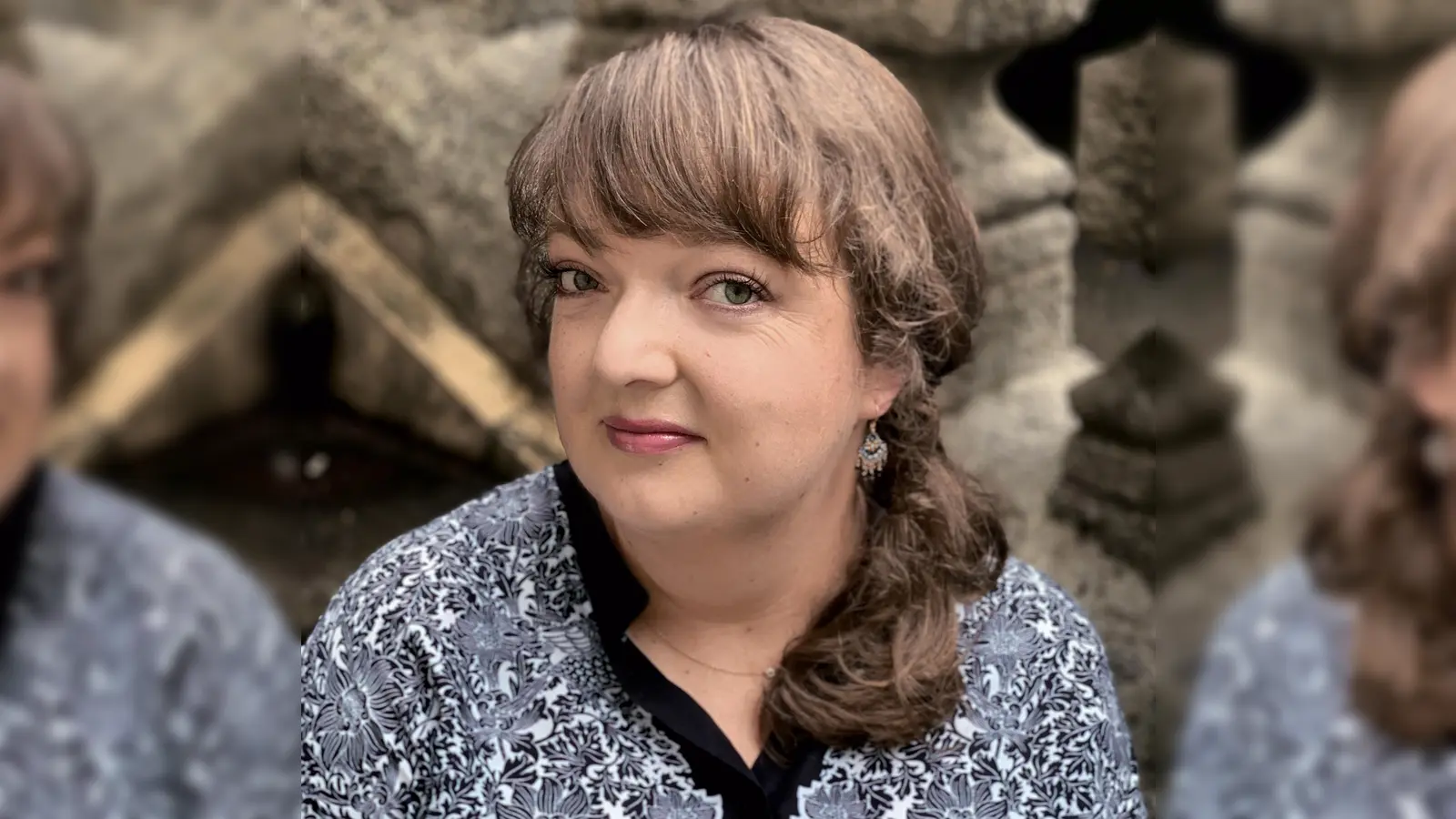 Uta Seeburg stellt in der Stadtbibliothek im Motorama ihren neuesten historischen Kriminalroman „Der treue Spion” vor. (Foto: Inka Baron)