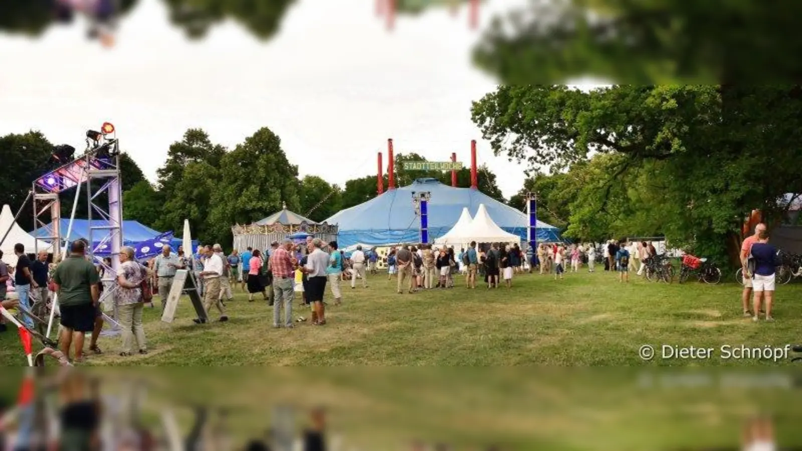 Ein Zelt ist wieder zentraler Veranstaltungsort - wie 2017 in Neuhausen. (Foto: Dieter Schnöpf)