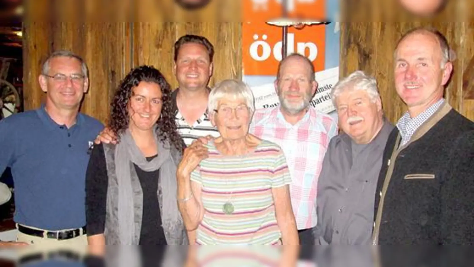 Wilhelm Cordes, Petra und Jörg Rappold, Ursula Esau,  Bernd Knatz, Peter Raecke und Josef Dirl.	 (Foto: VA)