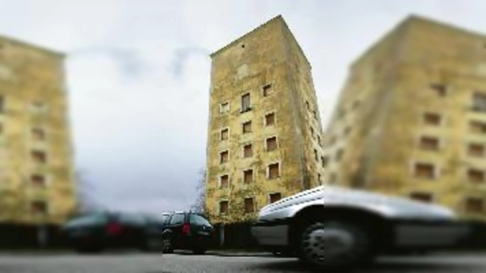 Goldgrube laut Bebauungsplan: Das Grundstück des Dahlienturms ist für eine mögliche Bebauung von zwei Vollgeschossen vorgesehen. Eine Bürgerinitiative stemmt sich jedoch gegen den Verkauf an einen  (Immobilieninvestor.Foto: gf)