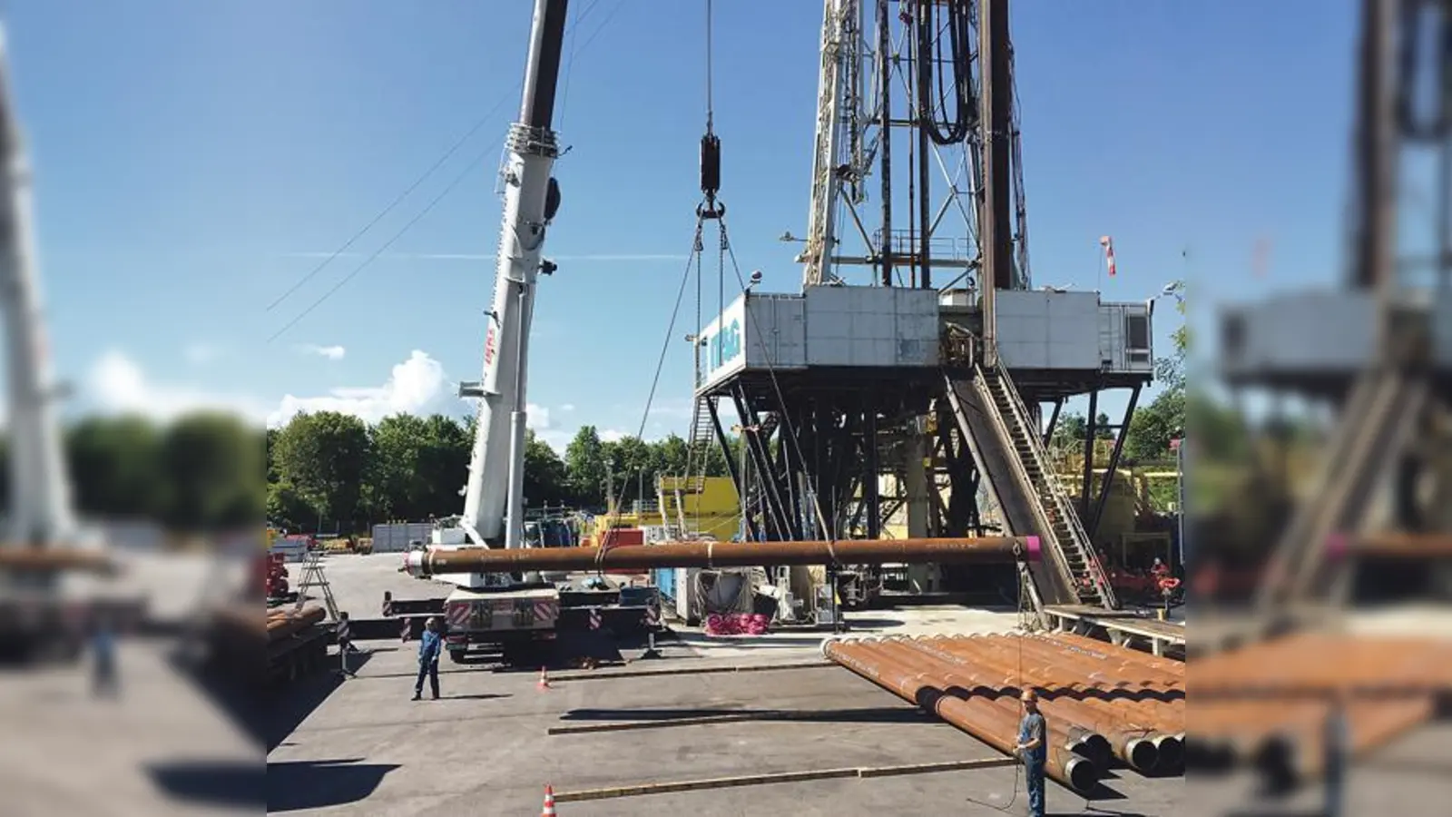 Der Bohrturm auf dem Geothermie-Gelände in Holzkirchen. 	 (Foto: Gemeindewerke Holzkirchen)