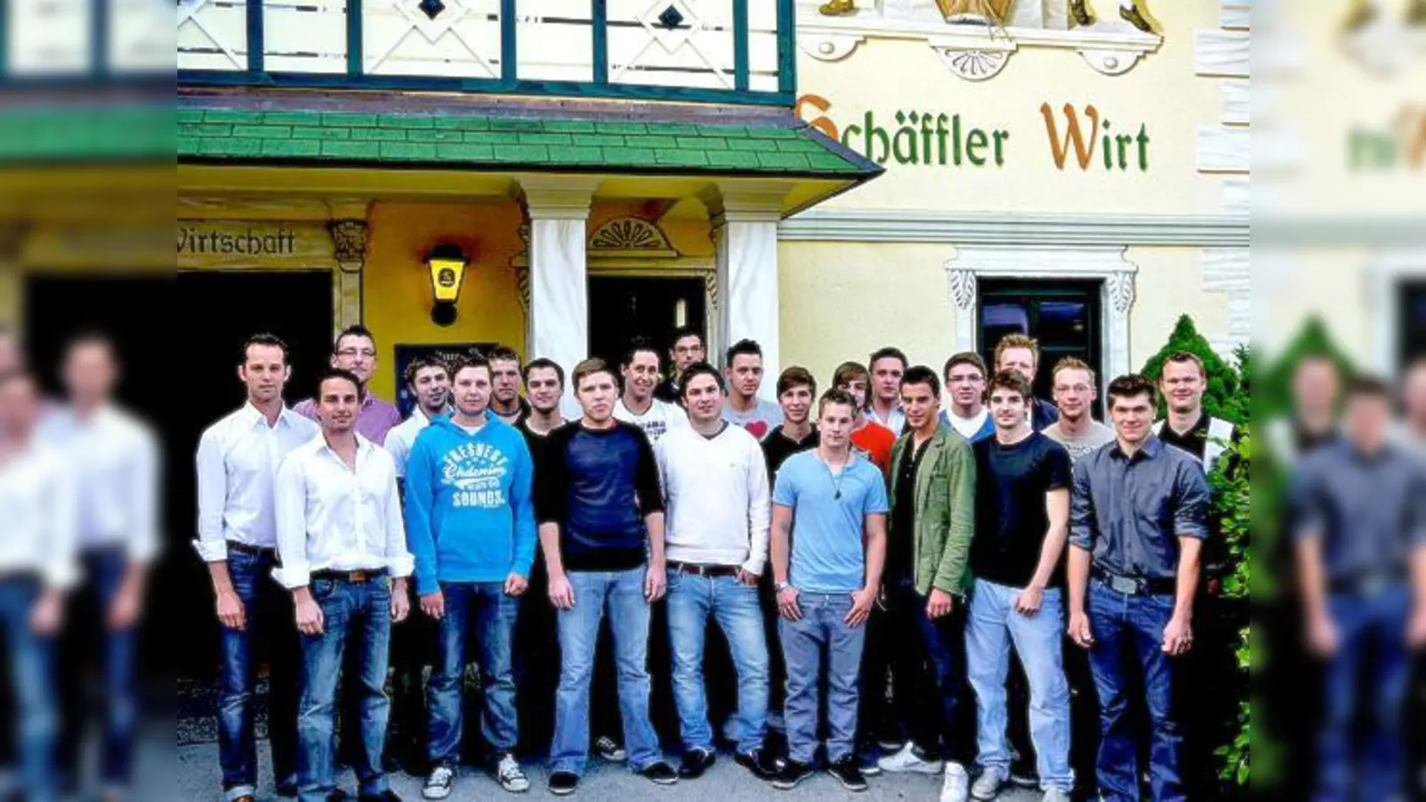 Hier noch ganz in »zivil«: die neue Schäffler-Truppe in Aschheim.	 (Foto: VA)