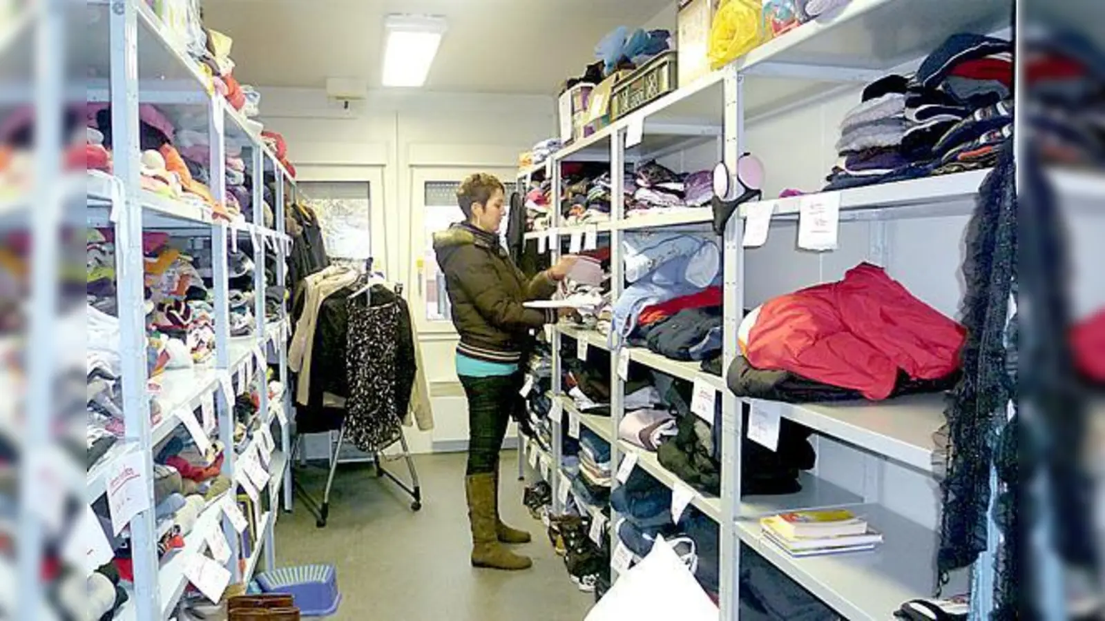 Ehrenamtlich engangiert sich Monika Brunner für Familien, die nicht alles teuer kaufen können.	 (Foto: VA)