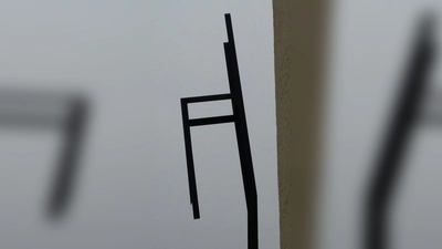 Blanka Wilchfort und Marlies Poss haben die Gedenkskulptur gestaltet. (Foto: Kulturforum)