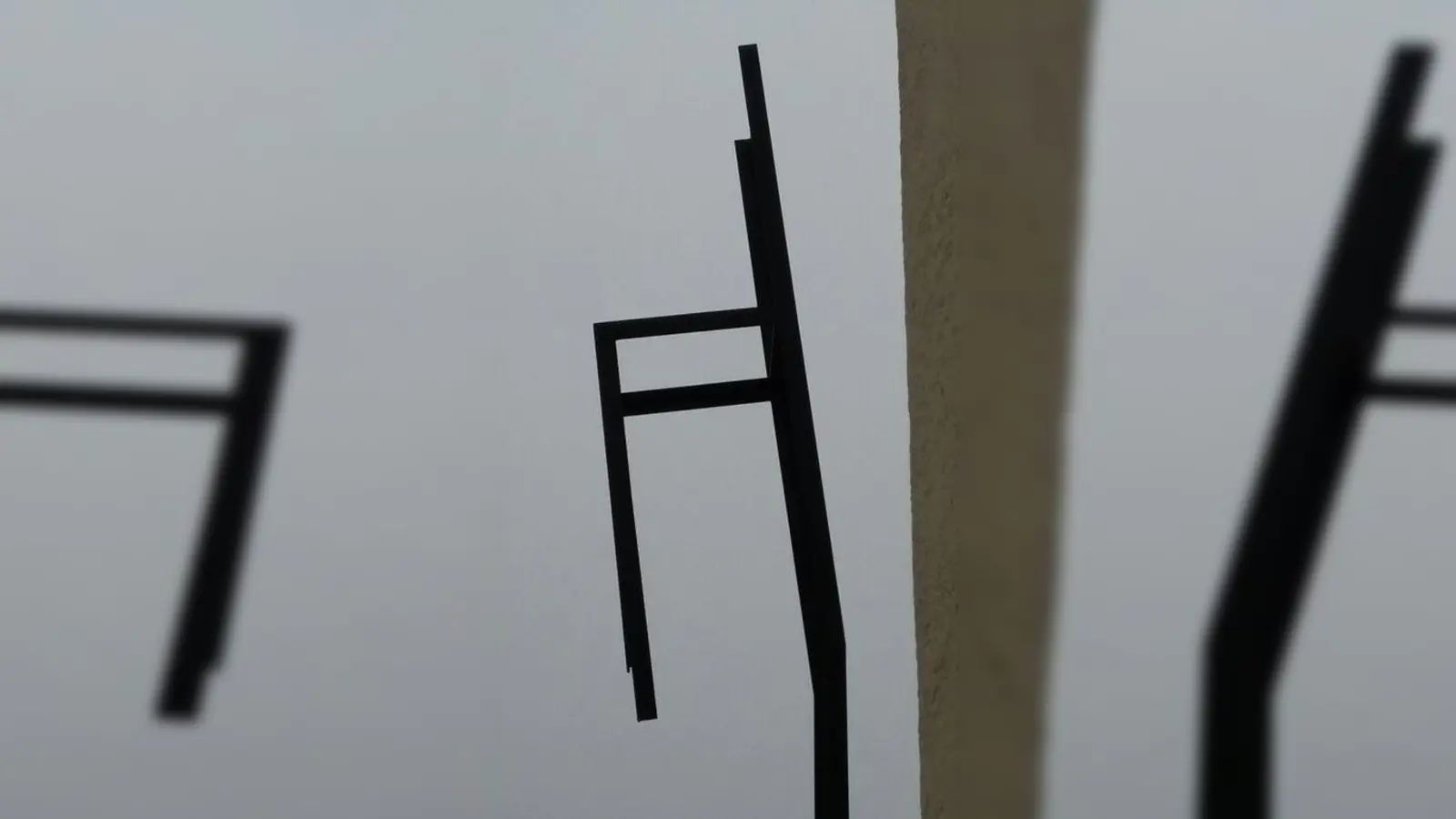 Blanka Wilchfort und Marlies Poss haben die Gedenkskulptur gestaltet. (Foto: Kulturforum)