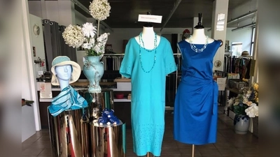 Passend zur Jahreszeit wird in der Klawotte Sommerkleidung angeboten. (Foto: Klawotte)
