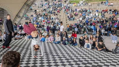Eine Dance-Battle gibt es beim Outdoorsport-Festival wieder im Theatron. <br> (Foto: Harald Wisthaler)
