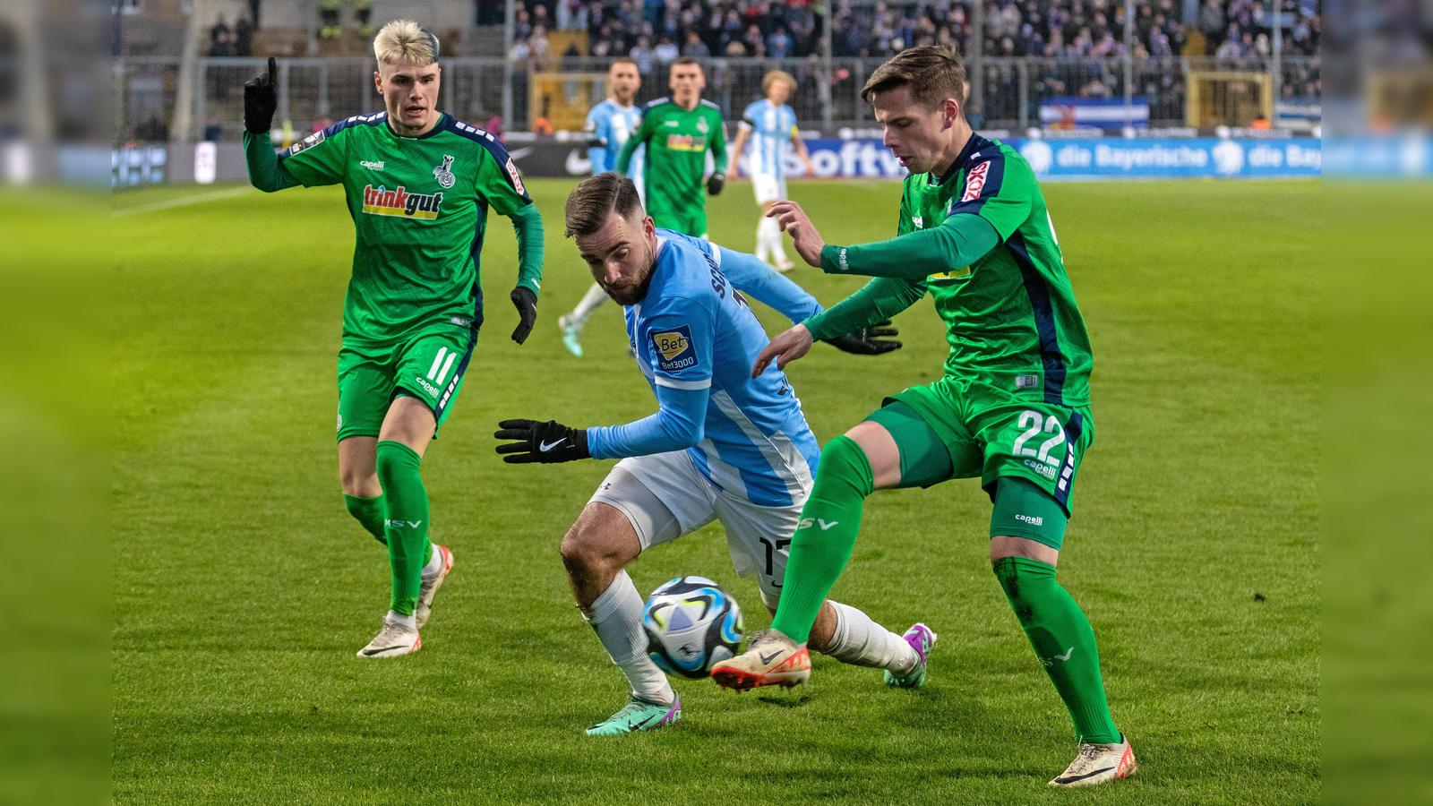 Generalprobe-der-L-wen-gegl-ckt