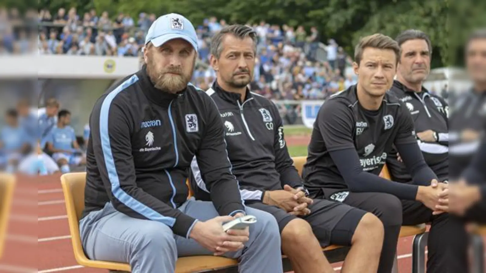 Mit neuem Vertrag: Daniel Bierofka (links).  (Foto: Anne Wild)