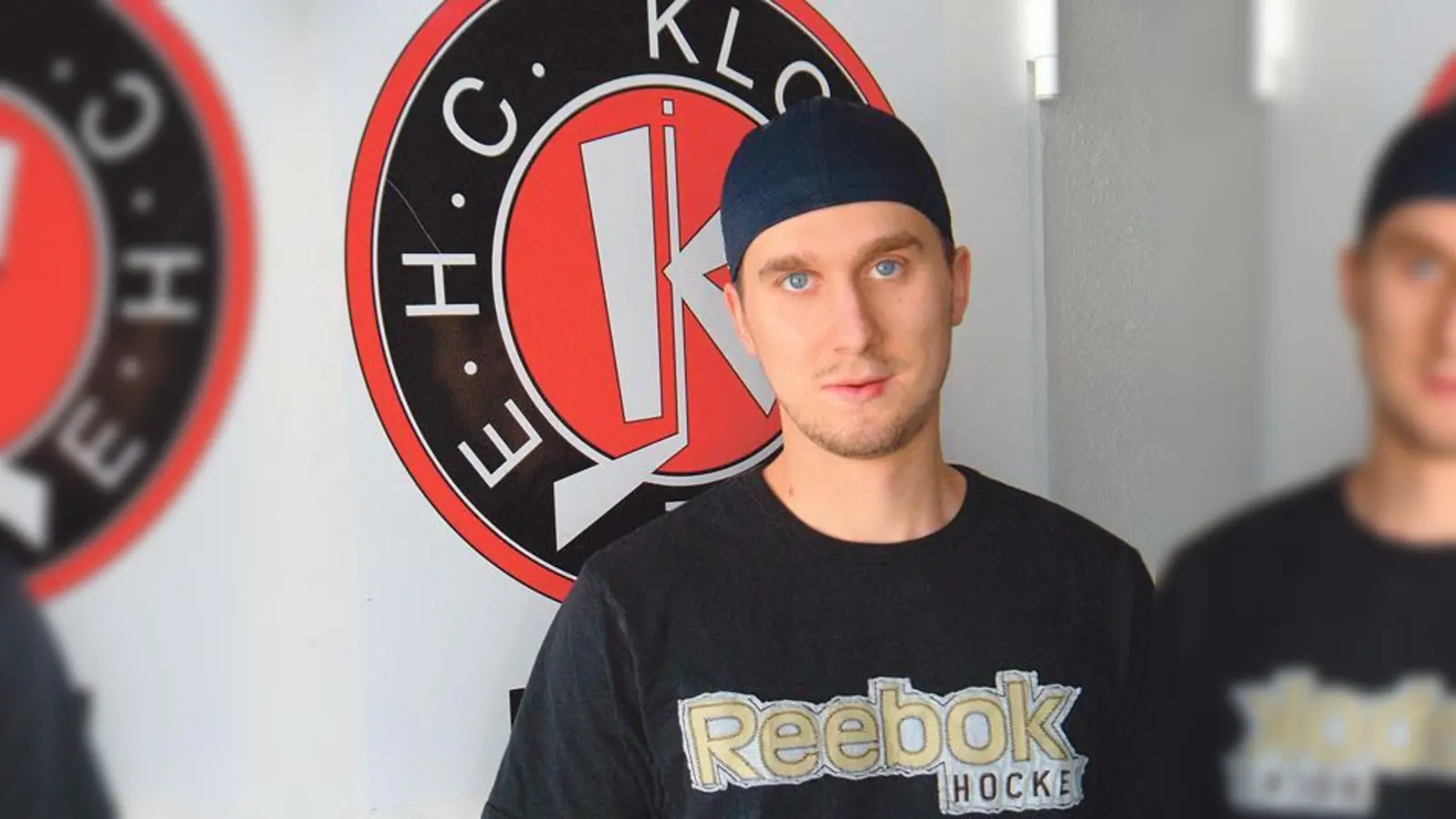 EHC-Headcoach Dominik Quinlan hat den Schweden Andreas Perrson beim Probetraining beobachten können  und war überzeugt von den Fähigkeiten des 25-Jährigen.	 (Fotos: smg)