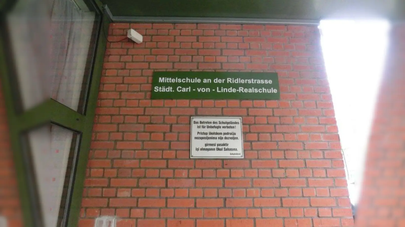 Die Raumprobleme der Ridlerschulen sollen gelöst werden - der Bezirksausschuss klemmt sich dahinter. (Foto: ds)