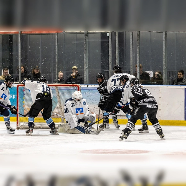 Spannende Spiele gab es in der Weihenstephan Arena zu sehen. (Foto: Blackbears)