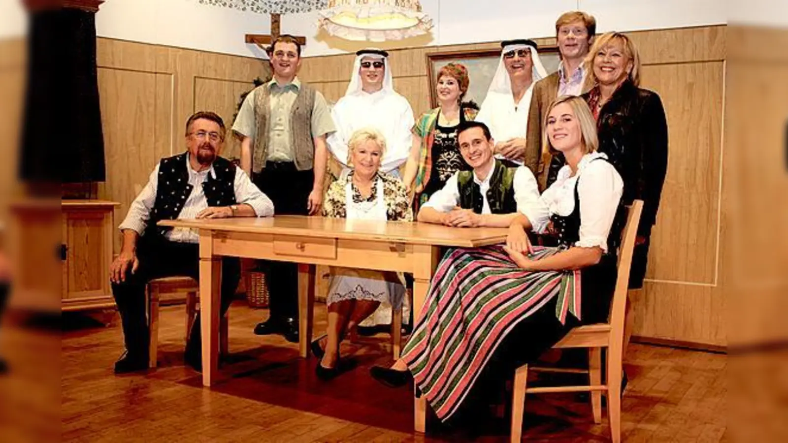 »Wellness für Ku(h)wait« heißt das aktuelle Stück des Feldmochinger Volkstheaters.   	 (Foto: VA)