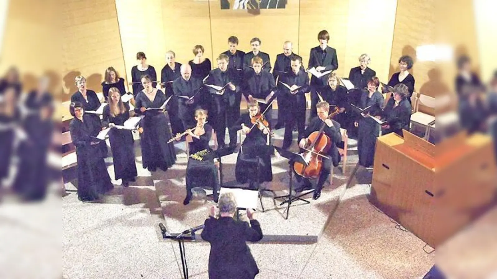 Zu einem Adventskonzert lädt der Kammerchor des Leonhardi-Ensembles ein. 	 (Foto: VA)