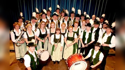 Die Argeter Blaskapelle spielt zünftig am Kirtasonntag im Humpl-Stadl auf. 	 (Foto: VA)