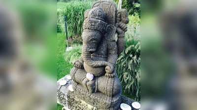 Auch ein Yoga-Kurs wird beim Alten- und Service-Zentrum Altstadt am Sebastiansplatz 12 angeboten. Mit ihm kann man auf interessante Weise seine Beweglichkeit verbessern und erhalten.  (Foto: hw)