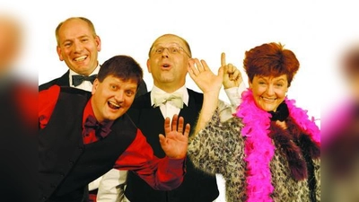 Die Couplet-ArterhaltungsGesellschaft, kurz Couplet-AG: (v.l.) Hans Dettendorfer, Bernhard Gruber, Jürgen Kirner und Anna M. Spies. (Foto: Veranstalter)