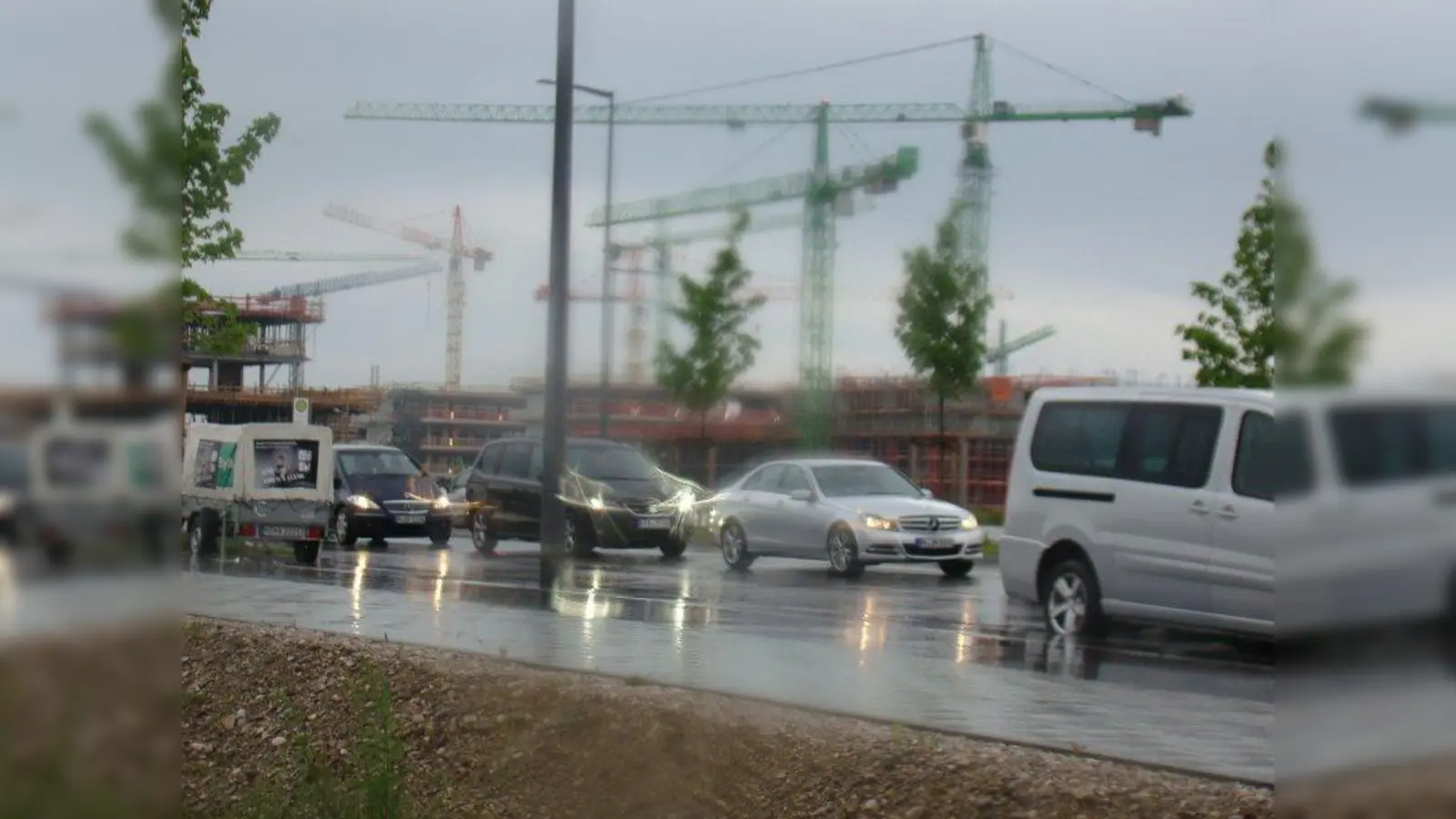 Die Blechlawine aus Freiham soll auch die Pasinger nicht überrollen. (Foto: pst)