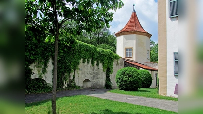 Einer von vier: Der Turm II von Schloss Blutenburg. (Foto: Verein der Freunde Schloss Blutenburg e.V.)