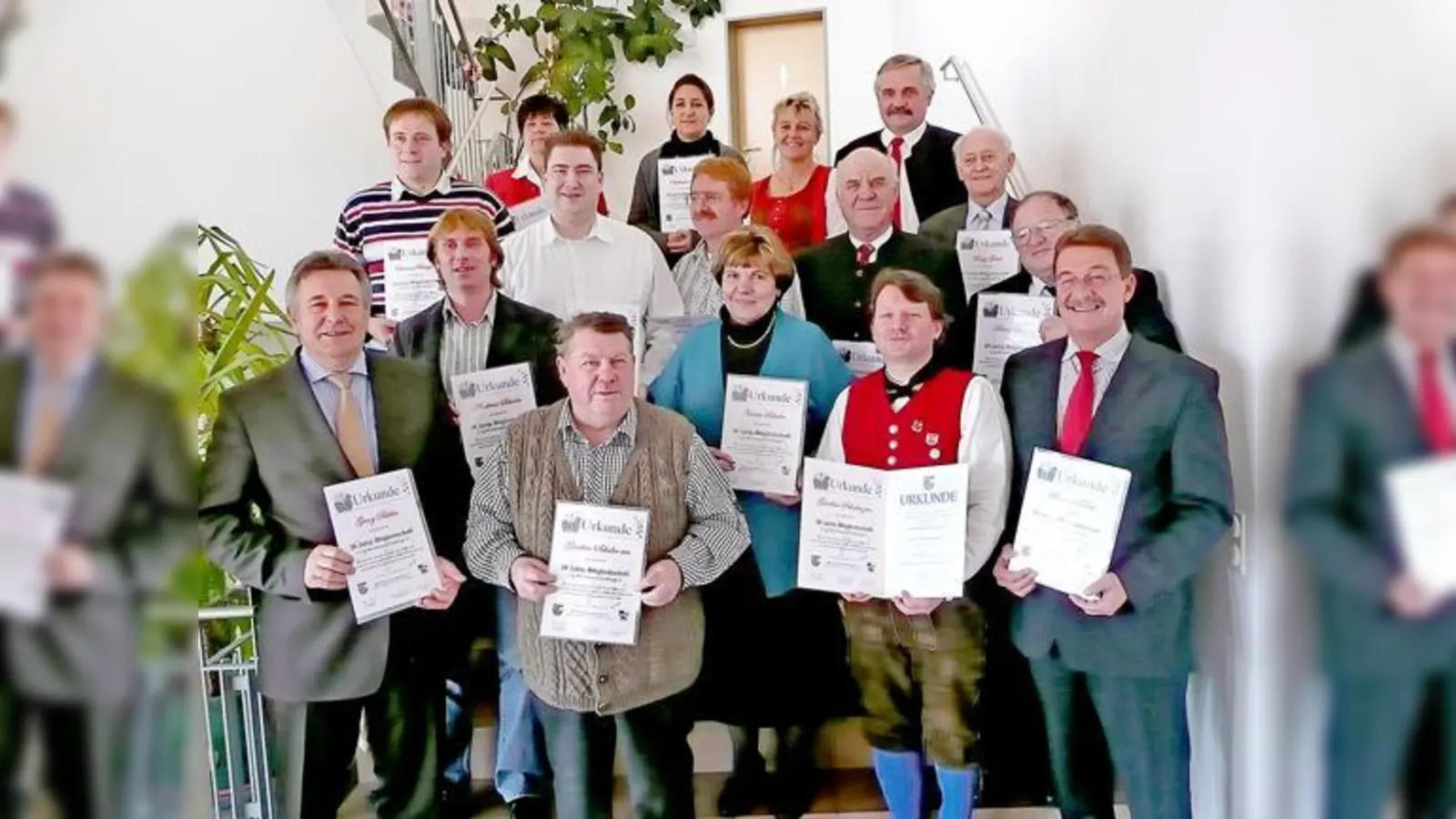 Viele Geehrte gab es bei der Mitgliederversammlung der Musikkapelle Gelting.	 (Foto: Privat)