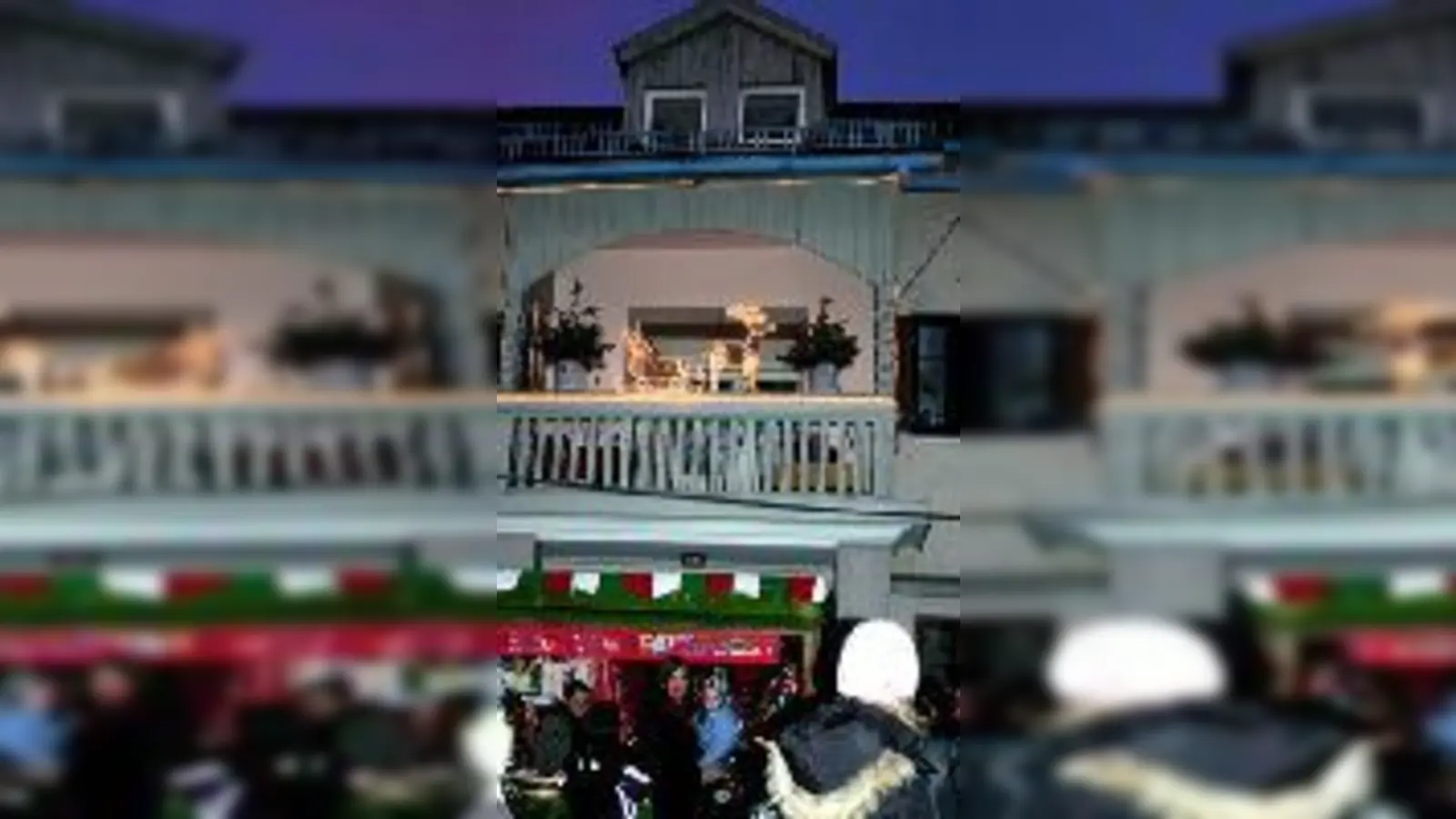 Kinder fanden auch auf dem Weihnachtsmarkt im Römerhof ein »Spatzennest«.	  (Foto: VA)