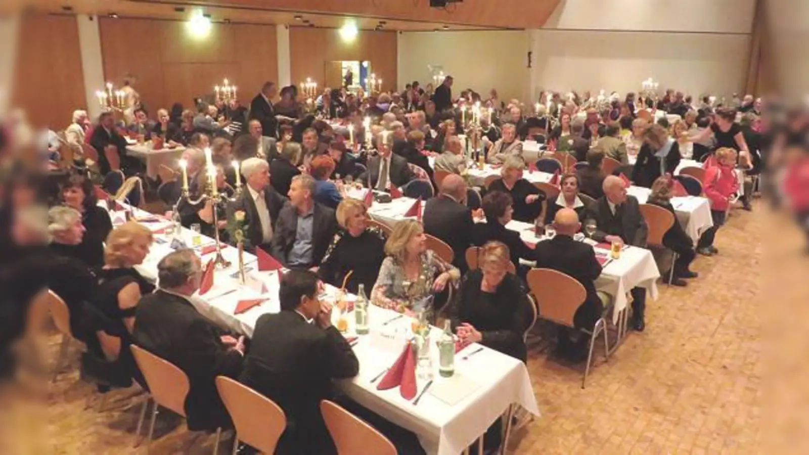 Festessen, Festmusik, Festredner und am Ende ein Männerballet: Der Abend war gelungen.	 (Foto: VA)