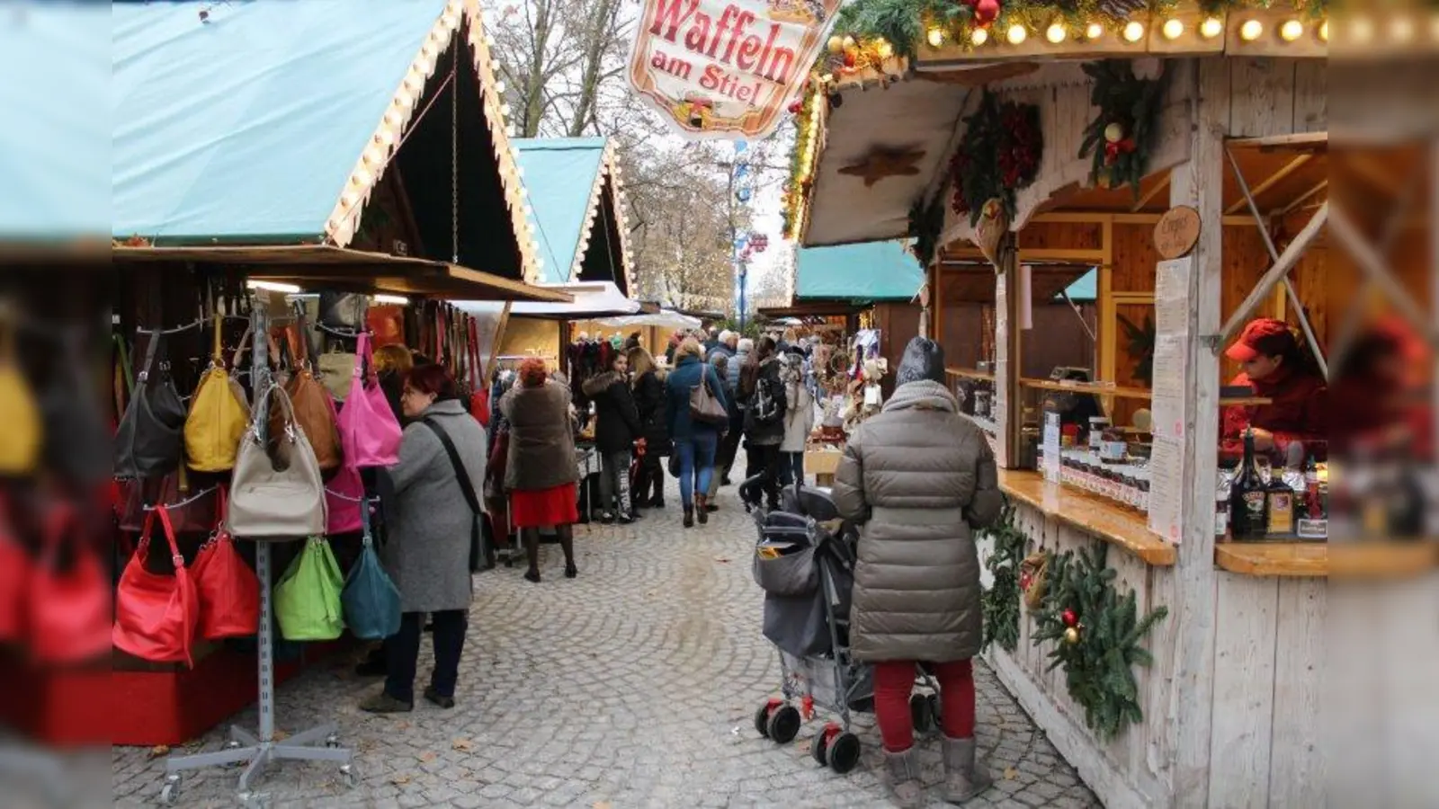 Der Neuhauser Weihnachtsmarkt auf dem Rotkreuzpatz findet heuer vom 28. November bis 23. Dezember, jeweils von 11 bis 20.30 Uhr, statt. (Foto: sb)