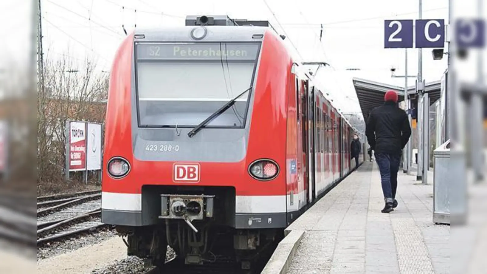 Noch ist es ein Endbahnhof, das wird sich ändern: Für S-Bahnen Richtung Flughafen, für ­Regionalzüge bis Salzburg. 	 (Foto: kw)